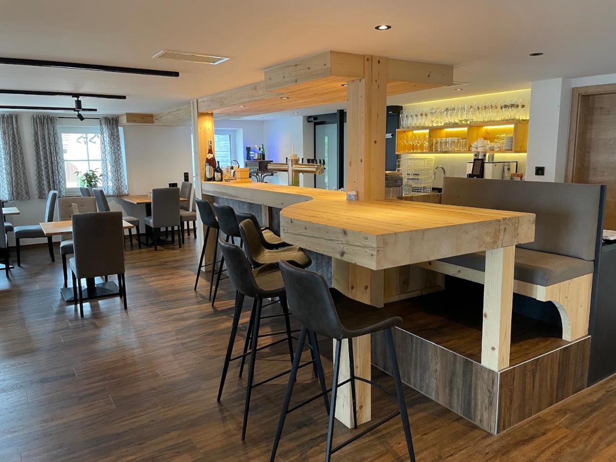 Landgasthaus Zum Kreuz Gbr Isny im Allgäu Extérieur photo