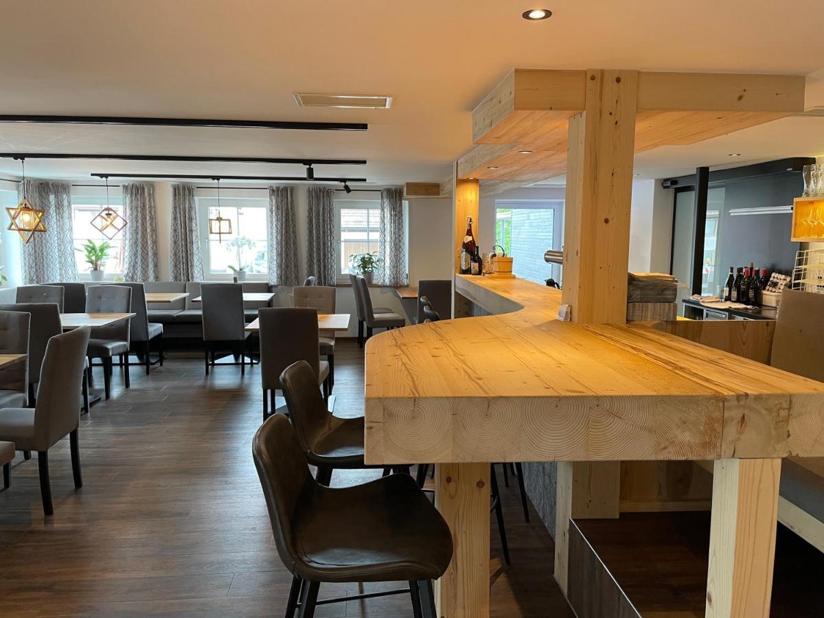 Landgasthaus Zum Kreuz Gbr Isny im Allgäu Extérieur photo