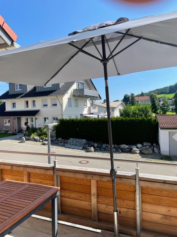 Landgasthaus Zum Kreuz Gbr Isny im Allgäu Extérieur photo